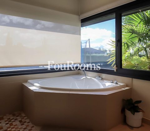 Localizaciones de la agencia Fourooms para el rodaje de la serie de Netflix Salvador